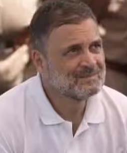 இண்டிகோ நிறுவனத்தின் தோல்விக்கு  காரணம் மத்திய அரசு: ராகுல் குற்றச்சாட்டு